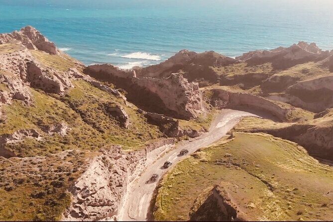 Santorini Wrangler Jeep Afternoon Convoy Tour - The 3pm departure and why the day flows well