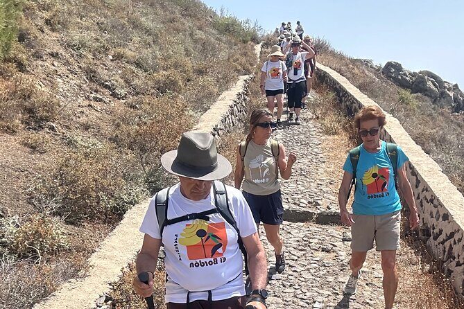 Santorini's Famous Fira to Oia Hike: A Private tour Adventure - Why this Fira-to-Oia walk is the most honest Santorini