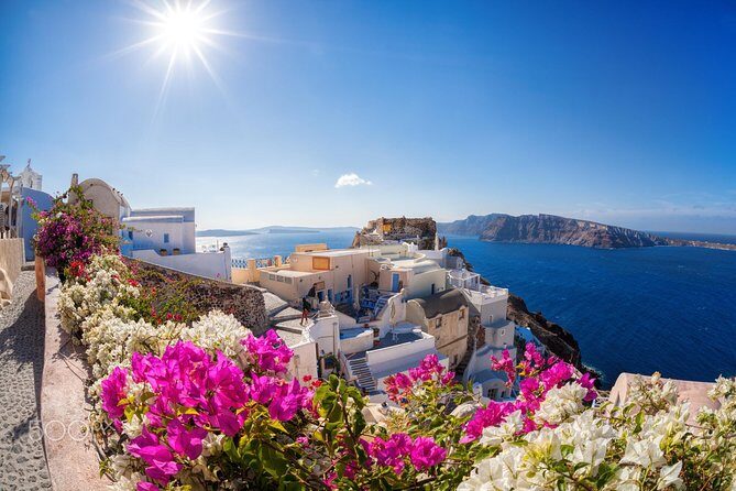 Santorini:The Famous Spots & Blue Domes -4 hours Private Tour - Pickup and routing: why “private” matters here