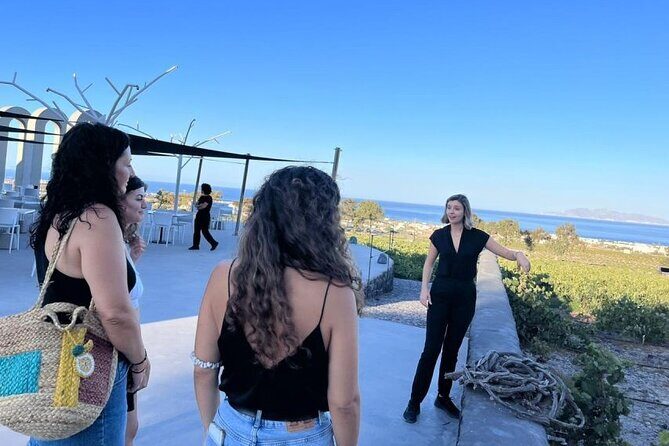 Small Group Local Wine Tasting Tour In Santorini - Why This Santorini Wine Tasting Feels Like the Right Pace