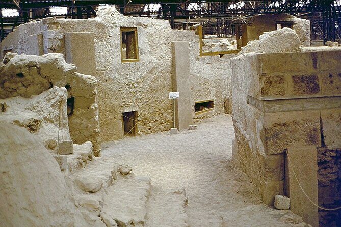 Small Group Santorini Discovery Tour with Lunch and Wine Tasting - Hotel Pickup at 11:00: How the Logistics Really Work