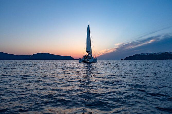 Sunset Cruise with BBQ and Drinks - Small group energy: what 16 passengers changes