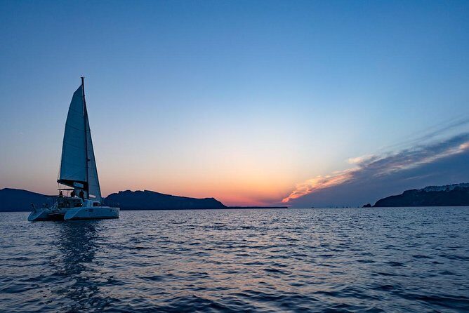 Sunset Cruise with BBQ and Drinks - Pickup in Fira: how to make the 3:00 pm start easy