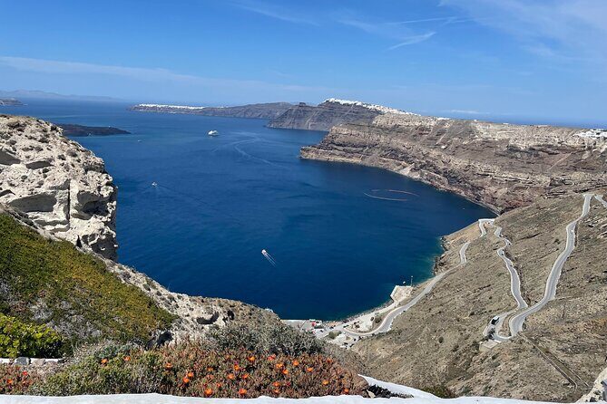The Best of Santorini: 5-Hour Private Guided Tour of the Island - Red Beach in half an hour: volcanic color, minimal time pressure