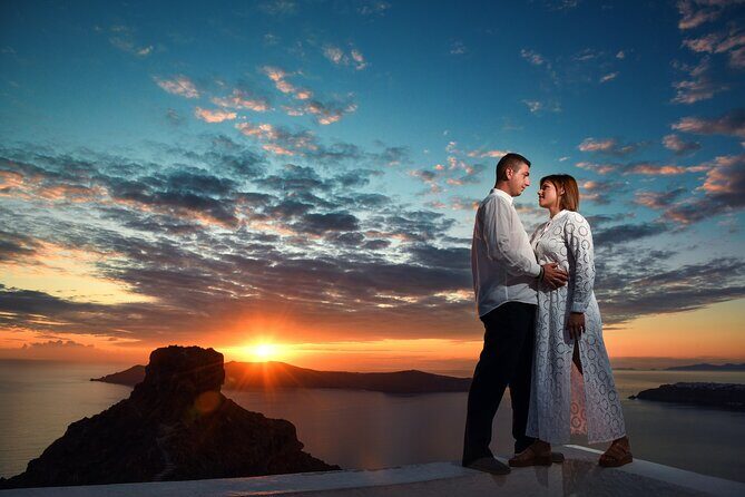 Timeless Memories: Your Exclusive Santorini Photo Session - Practical tips so your photos actually look like your day
